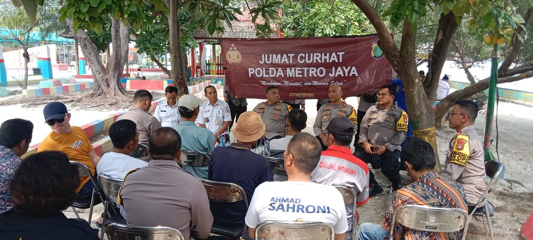 Kapolres Kepulauan Seribu Gelar Jumat Curhat di Pulau Panggang, Dengar Aspirasi Warga