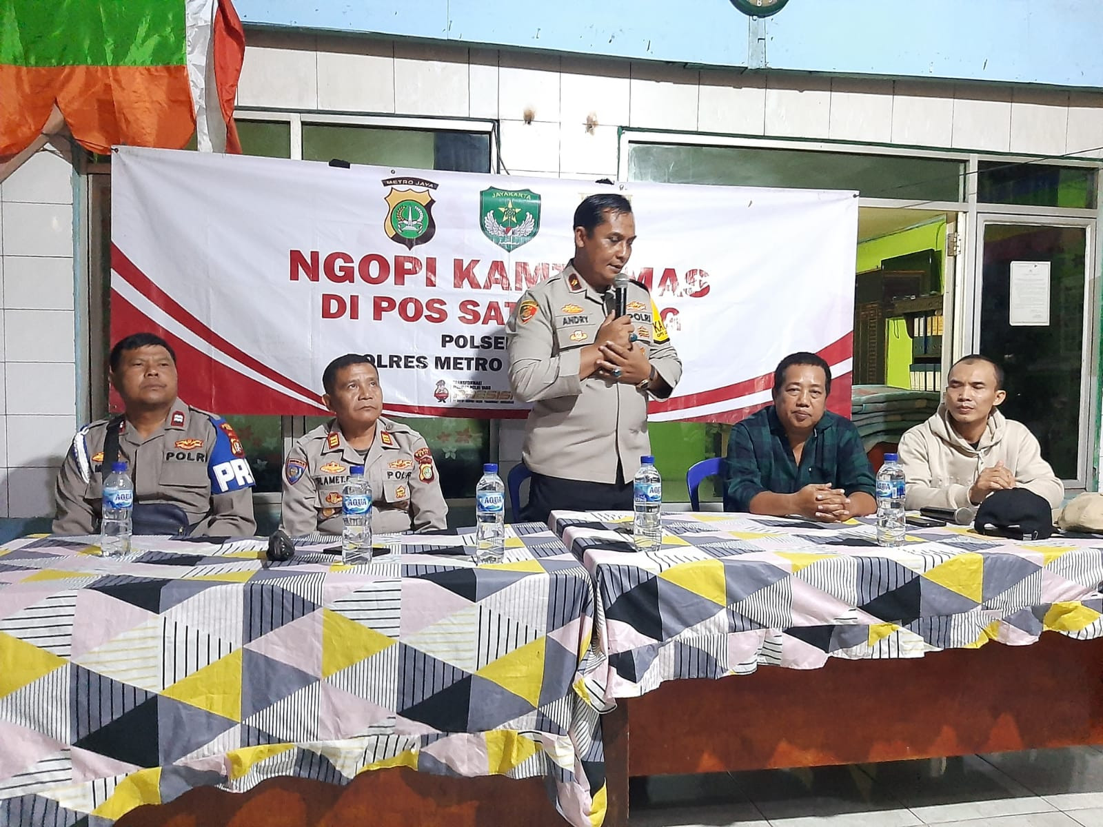 Kapolsek Koja Gelar Kegiatan Ngopi Kamtibmas “Sinergi Polri dan Warga Untuk Keamanan Tugu Utara”