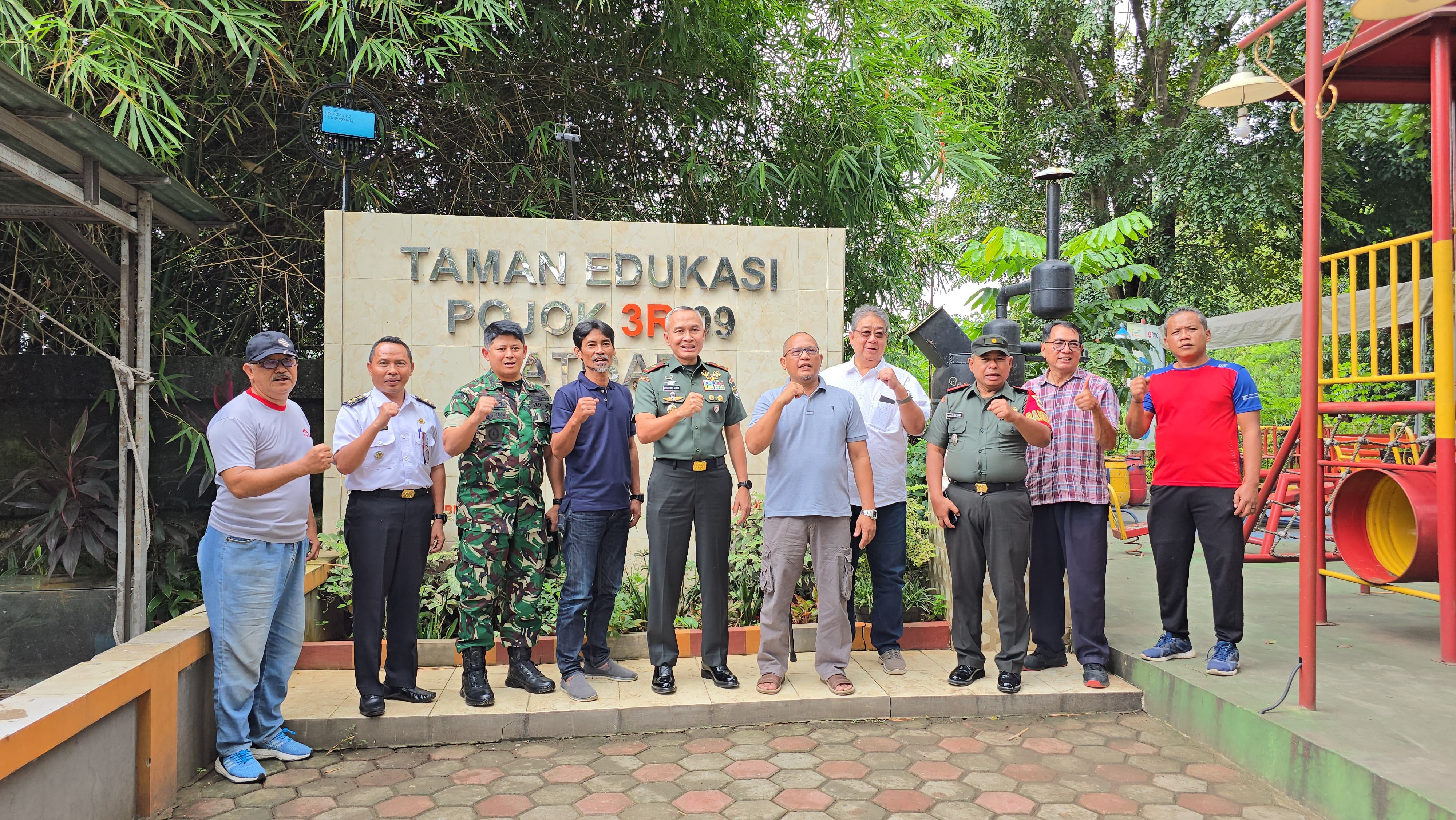 Danrem 051/Wkt, Brigjen TNI Nugroho, Tinjau Inovasi TPS 3R Jatisari: Kota Bekasi Menuju Zero Waste Nasional