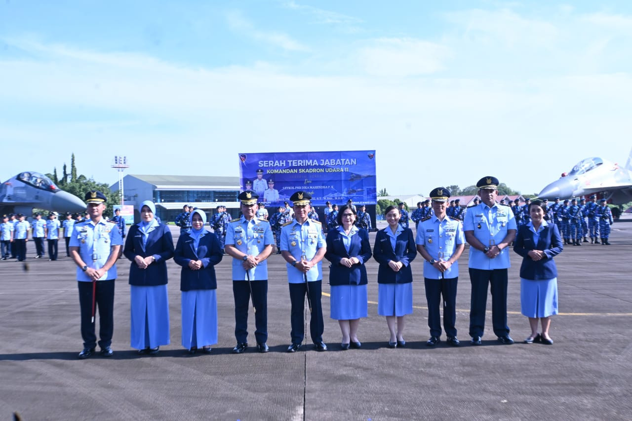 Komandan Lanud Sultan Hasanuddin Hadiri Sertijab Danskadron Udara 11