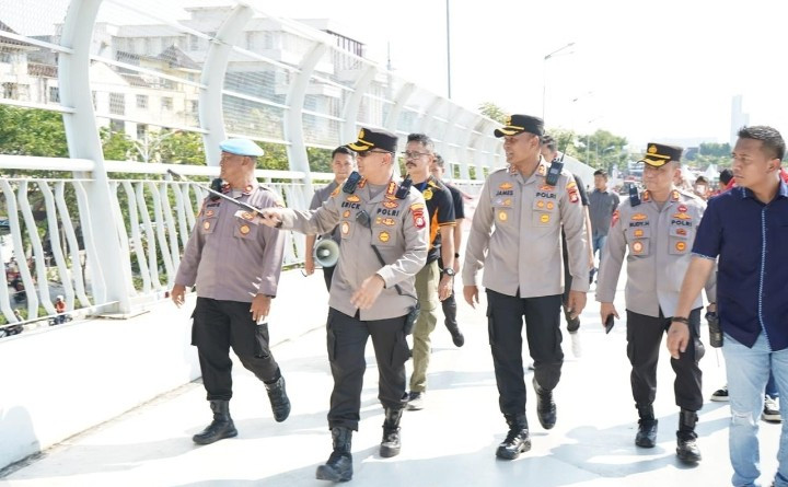 Kapolres Metro Jakarta Utara Monitoring Pastikan Laga Persija vs Malut United di JIS Berjalan Kondusif