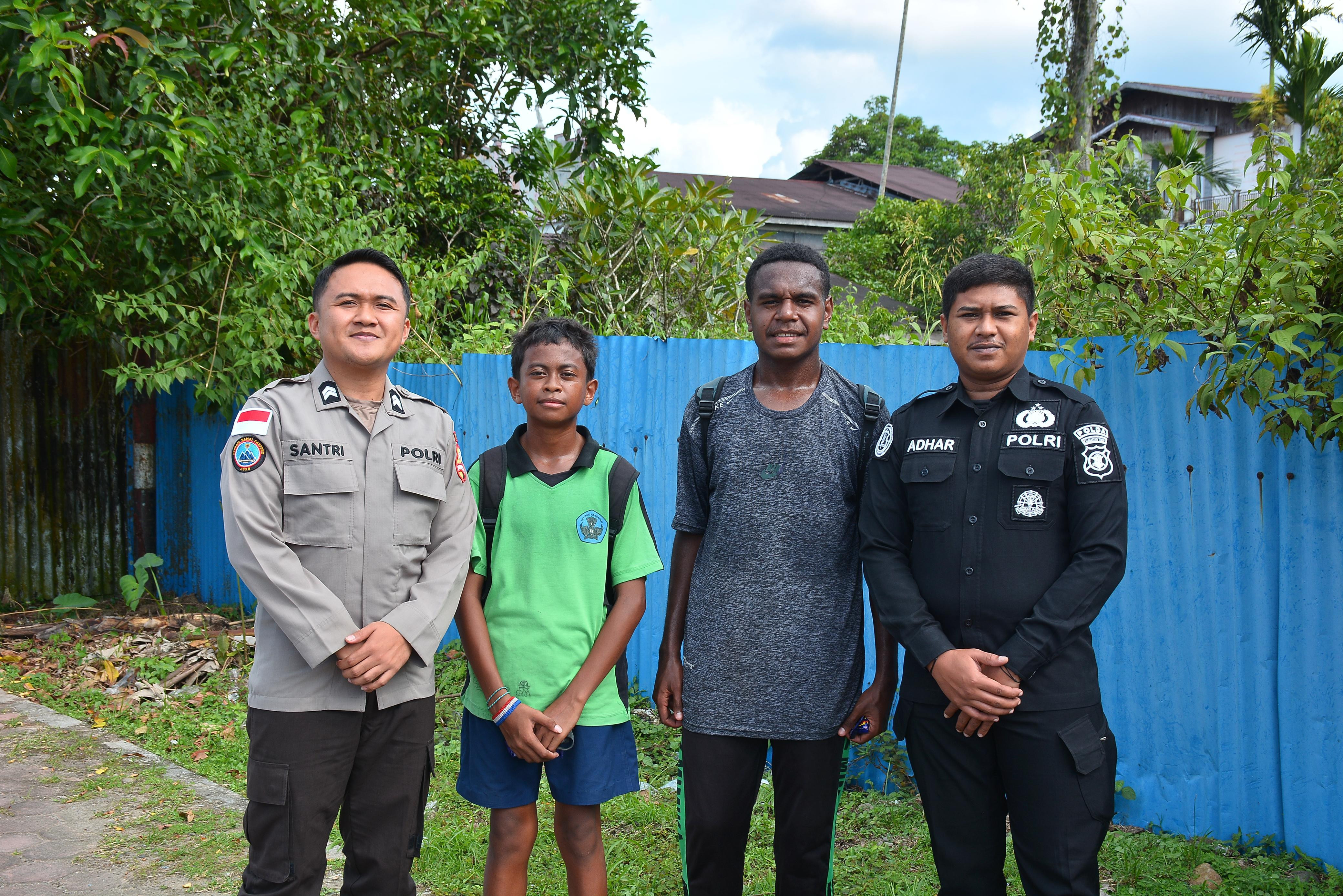 Satgas Damai Cartenz Tanamkan Nilai Positif pada Pelajar Mimika Lewat Sentuhan Humanis