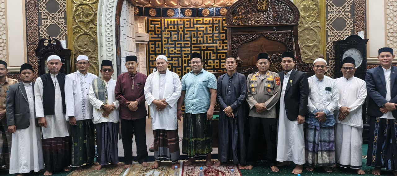 Danlanal Sabang Hadiri Zikir Bersama Peringatan Hari Santri Tahun 2025