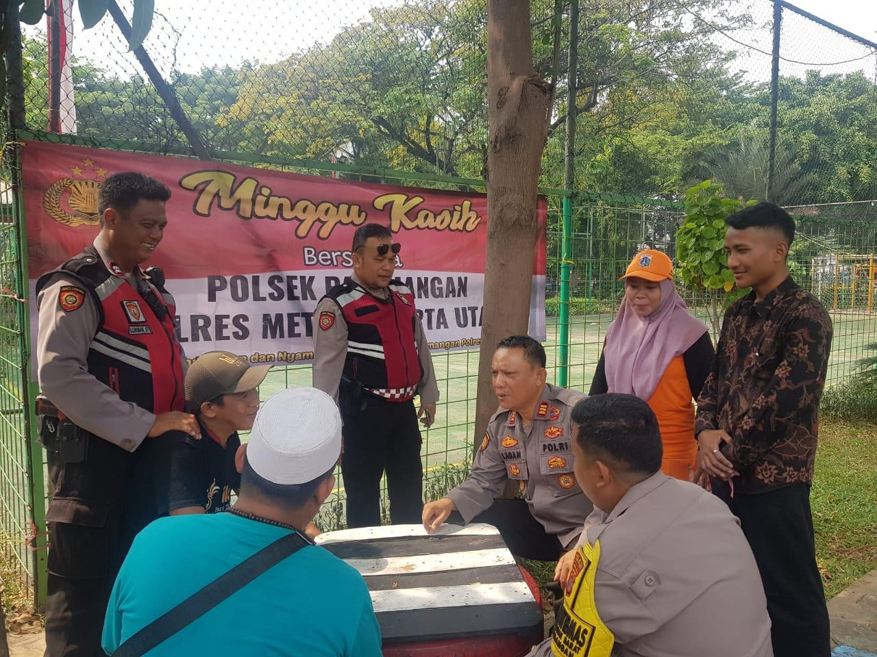 Minggu Kasih Polsek Pademangan: Jembatan Komunikasi Polri dan Masyarakat