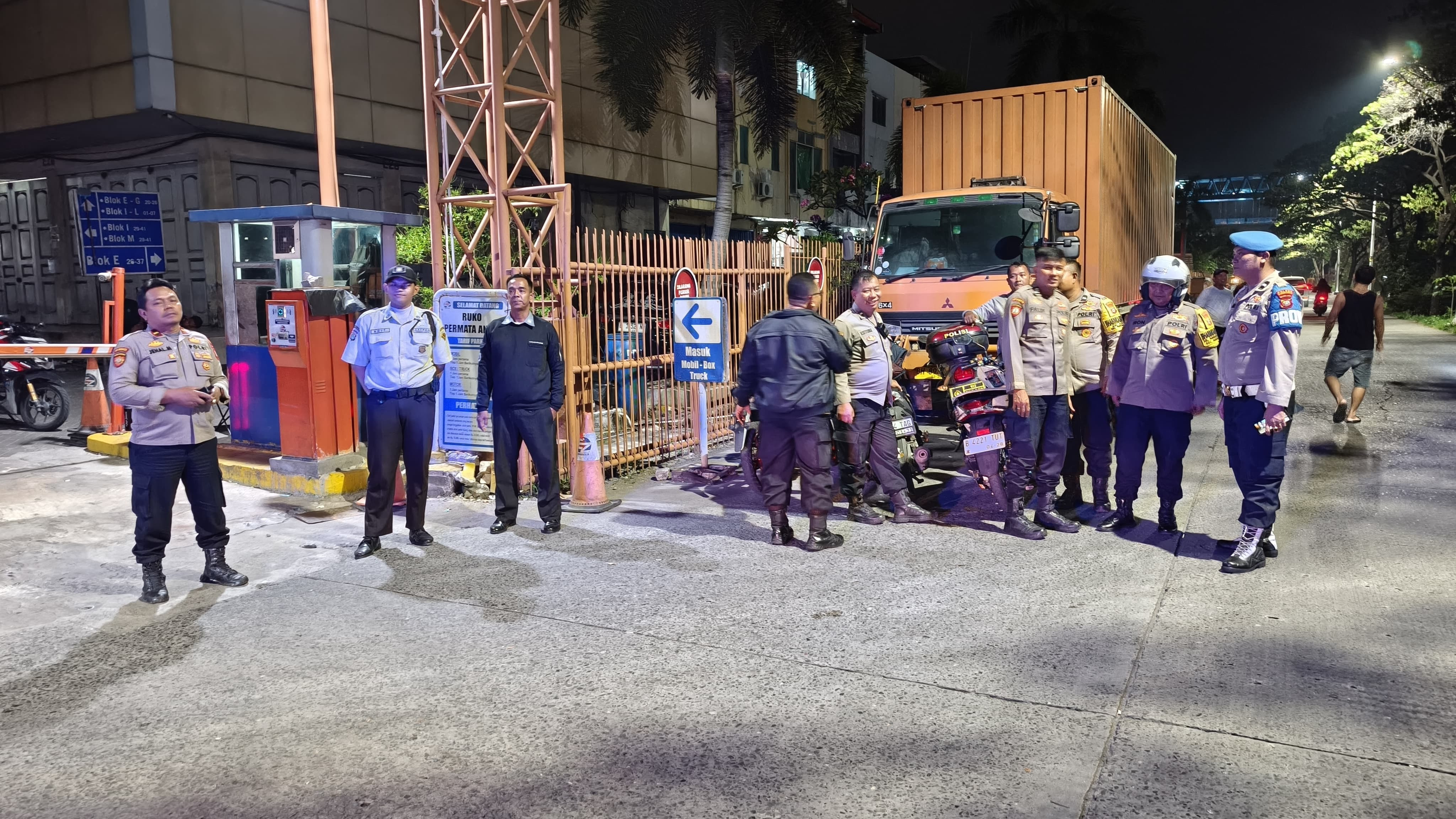 Polsek Pademangan Gelar Patroli KRYD dan Razia Stasioner Antisipasi Tawuran, Balap Liar, dan Kejahatan Jalanan