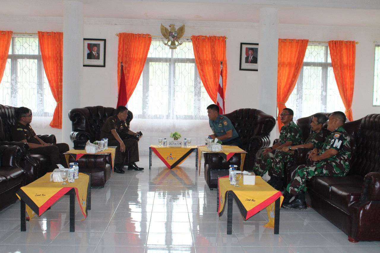 Komandan Lanal Nias Terima Kunjungan Kerja Kepala Kejaksaan Negeri Nias Selatan