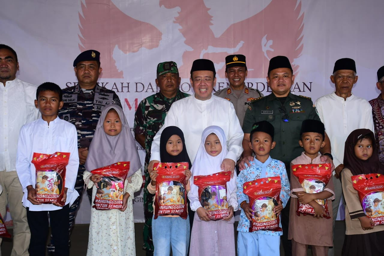 TNI AL Bersama Hidir Foundantio, Kementrerian dan Lembaga Negara Gelar Sedekah Kemerdekaan, 8000 Anak Yatim Priangan Jawa Barat