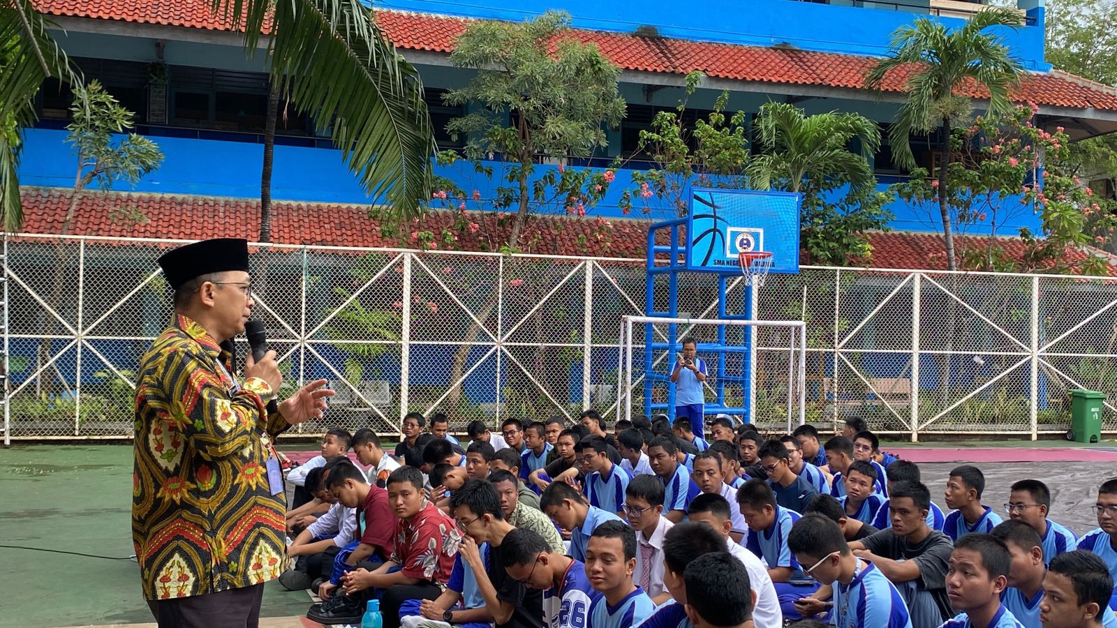 Densus 88 Antiteror Polri Sambangi SMAN 40 Jakarta, Edukasi Pelajar Cegah Radikalisasi dan Kekerasan Anak