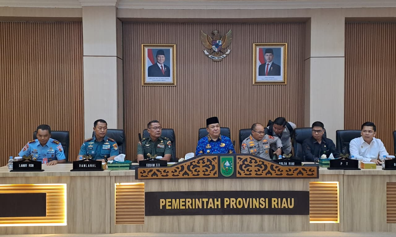Rapat Koordinasi Persiapan Nataru 2026, Danlanal Dumai Pastikan Sinkronisasi Pengamanan Perairan di Wilayah Riau