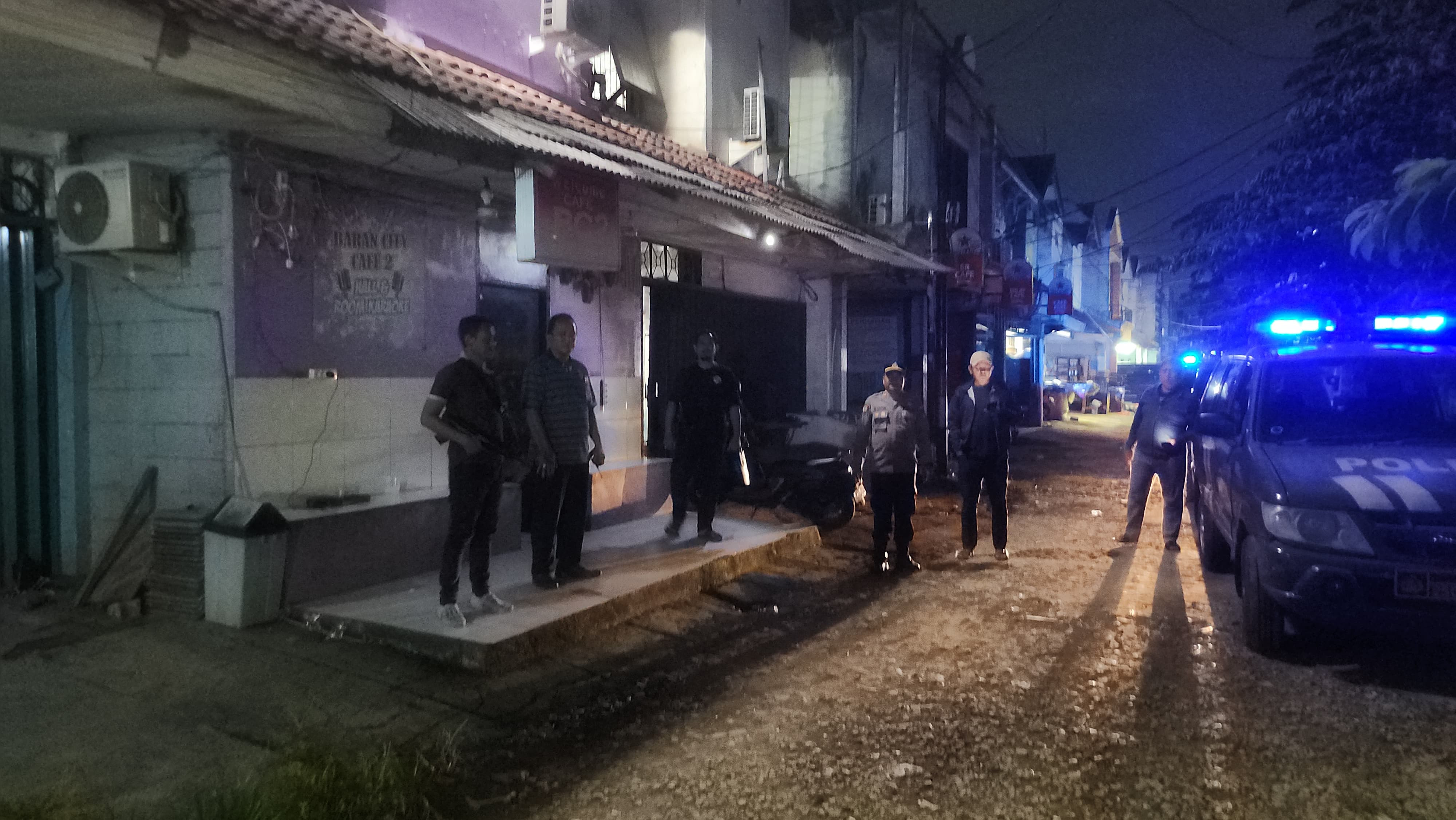 Patroli Humanis Polsek Bekasi Barat Cegah Tawuran dan Gangguan Kamtibmas