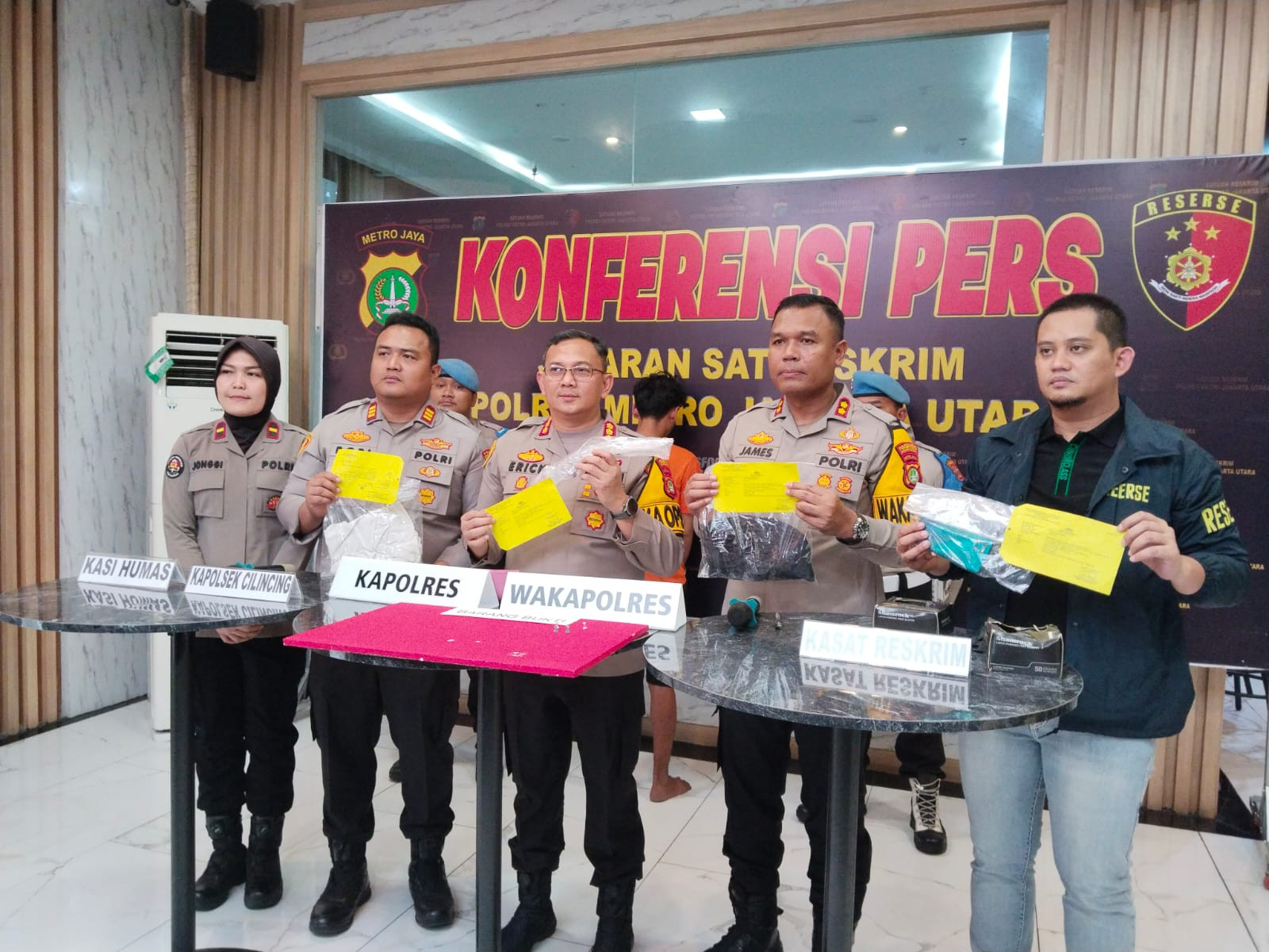 Polres Metro Jakarta Utara Berhasil Ungkap Kasus Penusukan Bermotif Asmara di Cilincing, Pelaku Ditangkap di Bengkulu