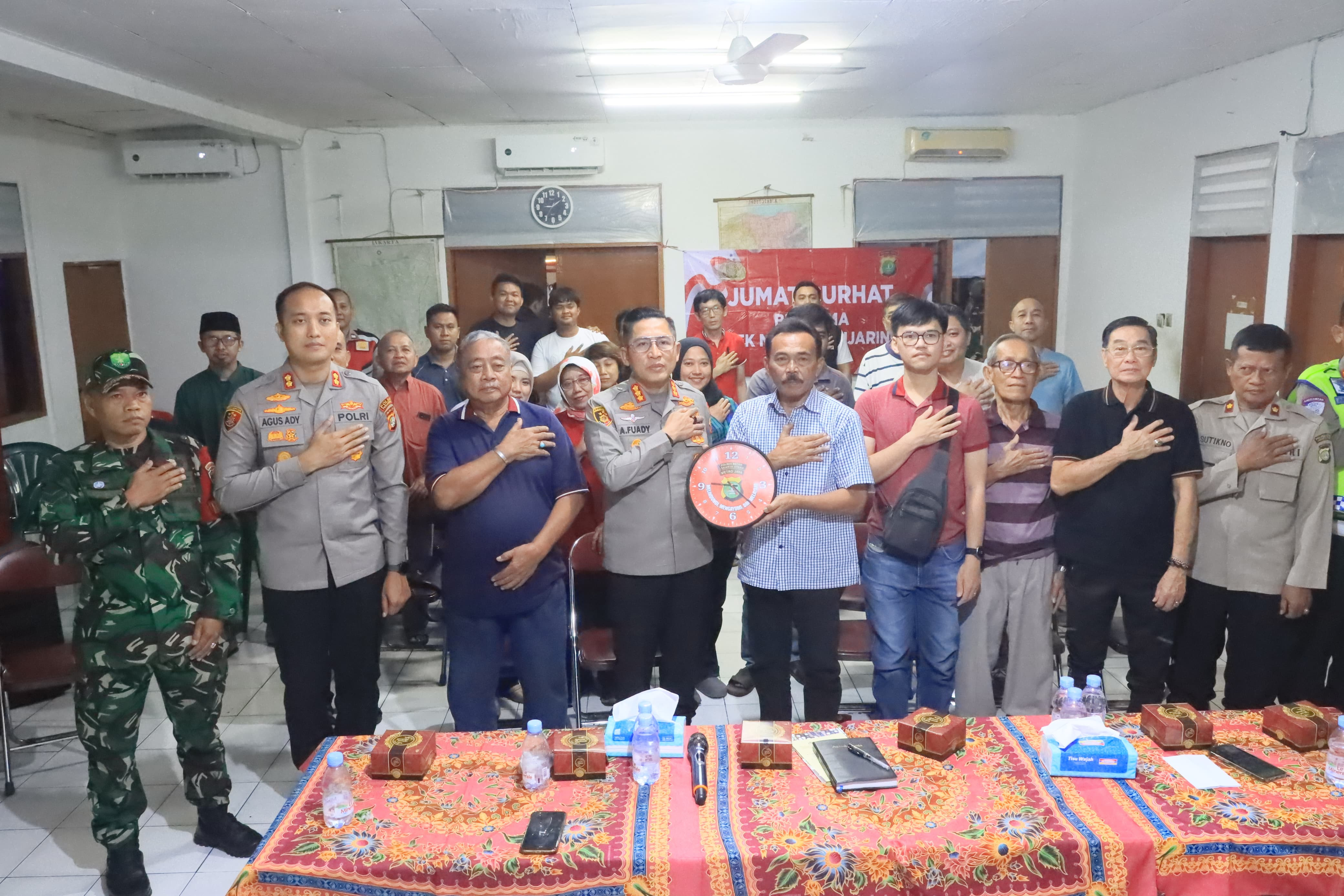 Ngopi Kamtibmas di Pluit, Kapolres Jakarta Utara Serap Aspirasi Warga soal Keamanan dan Premanisme