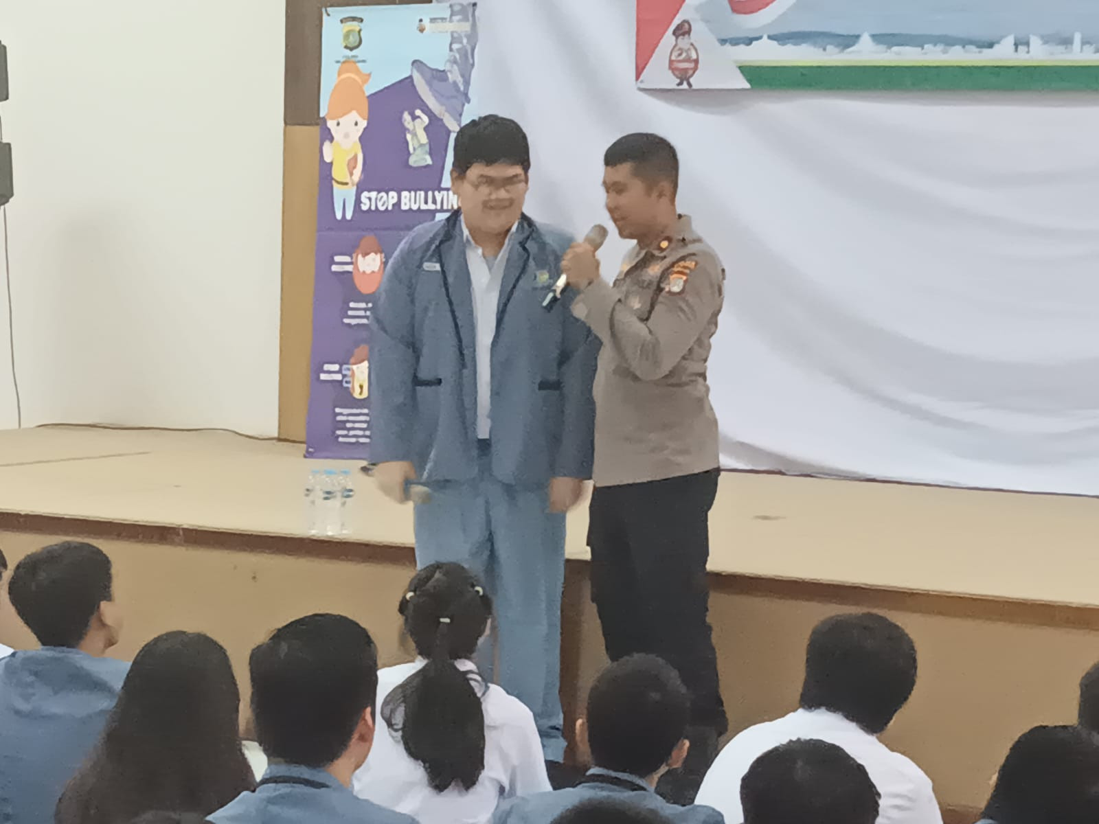 Polsek Kelapa Gading Ajak Pelajar Don Bosco 1 Wujudkan Generasi Damai Melalui Program Police Goes To School