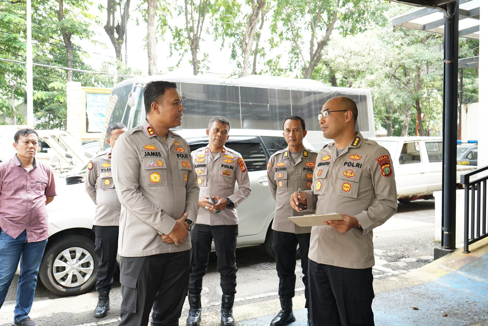 Wakapolres Metro Jakarta Utara Dampingi Satgas MBG Polda Metro Jaya Lakukan Asistensi Program Makan Bergizi Gratis