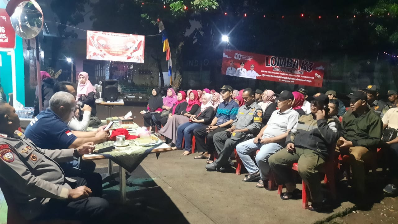 Bhabinkamtibmas Polsek Pondok Gede Gelar Ngopi Bareng, Upaya Hidupkan Poskamling dan K3 di Jatiwaringin