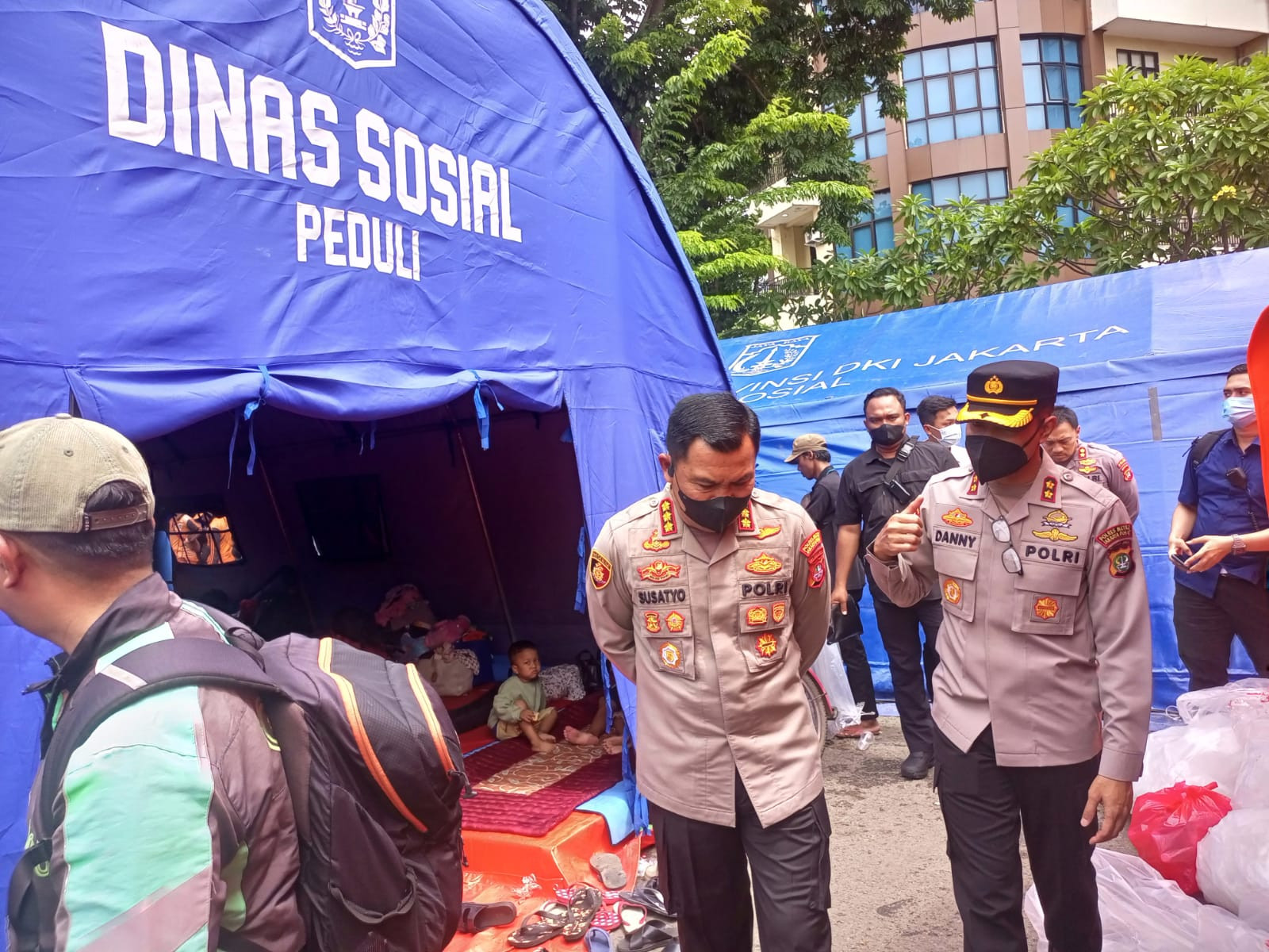 Polres Metro Jakarta Pusat Gelar Trauma Healing Untuk Korban Kebakaran Kebon Kosong