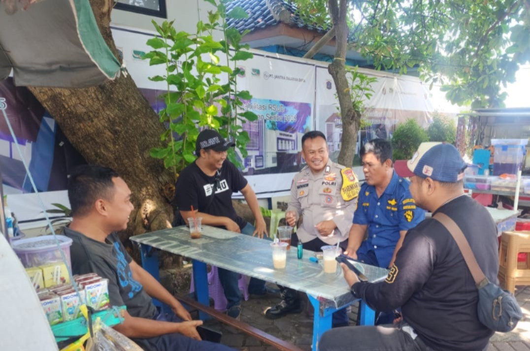 Bhabinkamtibmas Pulau Pramuka Sambang Tokoh Masyarakat, Tegaskan Komitmen Cegah Premanisme dan Judi Online