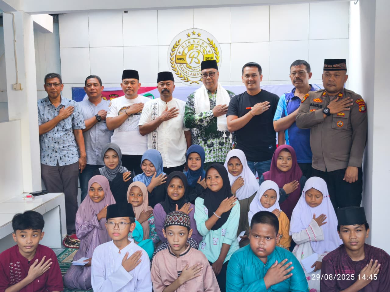 Polsek Pademangan Gelar Syukuran, Santuni Anak Yatim, dan Resmikan Pos Penjagaan Rinaksa Sakalamandala