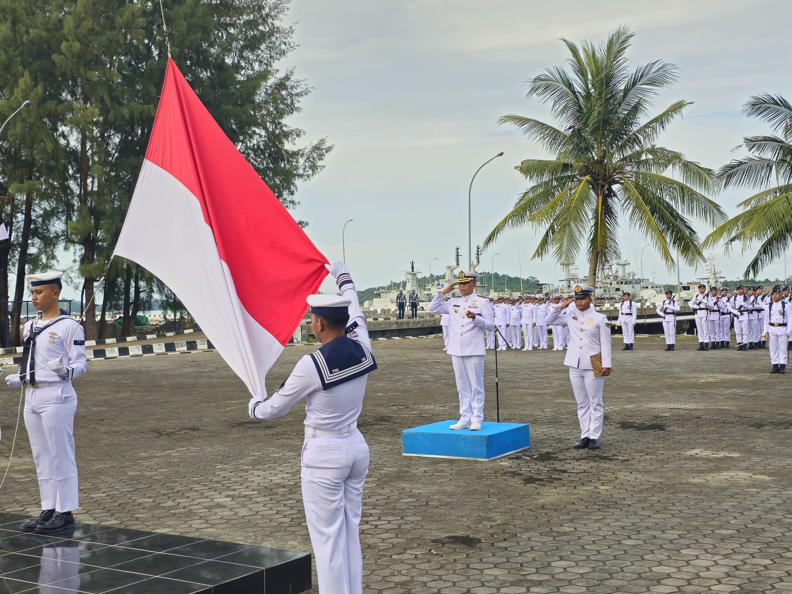 Komandan Lanal Bintan Pimpin Upacara Hari Lahir Pancasila Tahun 2025