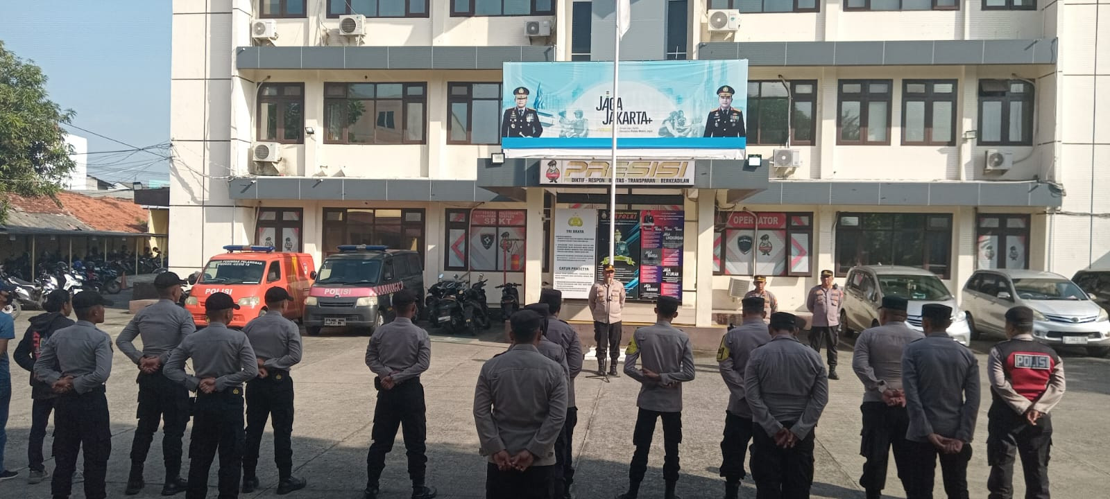 Polsek Koja Gelar Apel Pengamanan Gereja, Pastikan Ibadah Natal Berjalan Aman dan Kondusif