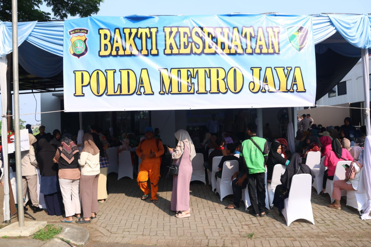 Warga Cakung Ucapkan Terima Kasih kepada Polda Metro Jaya atas Layanan Kesehatan Gratis