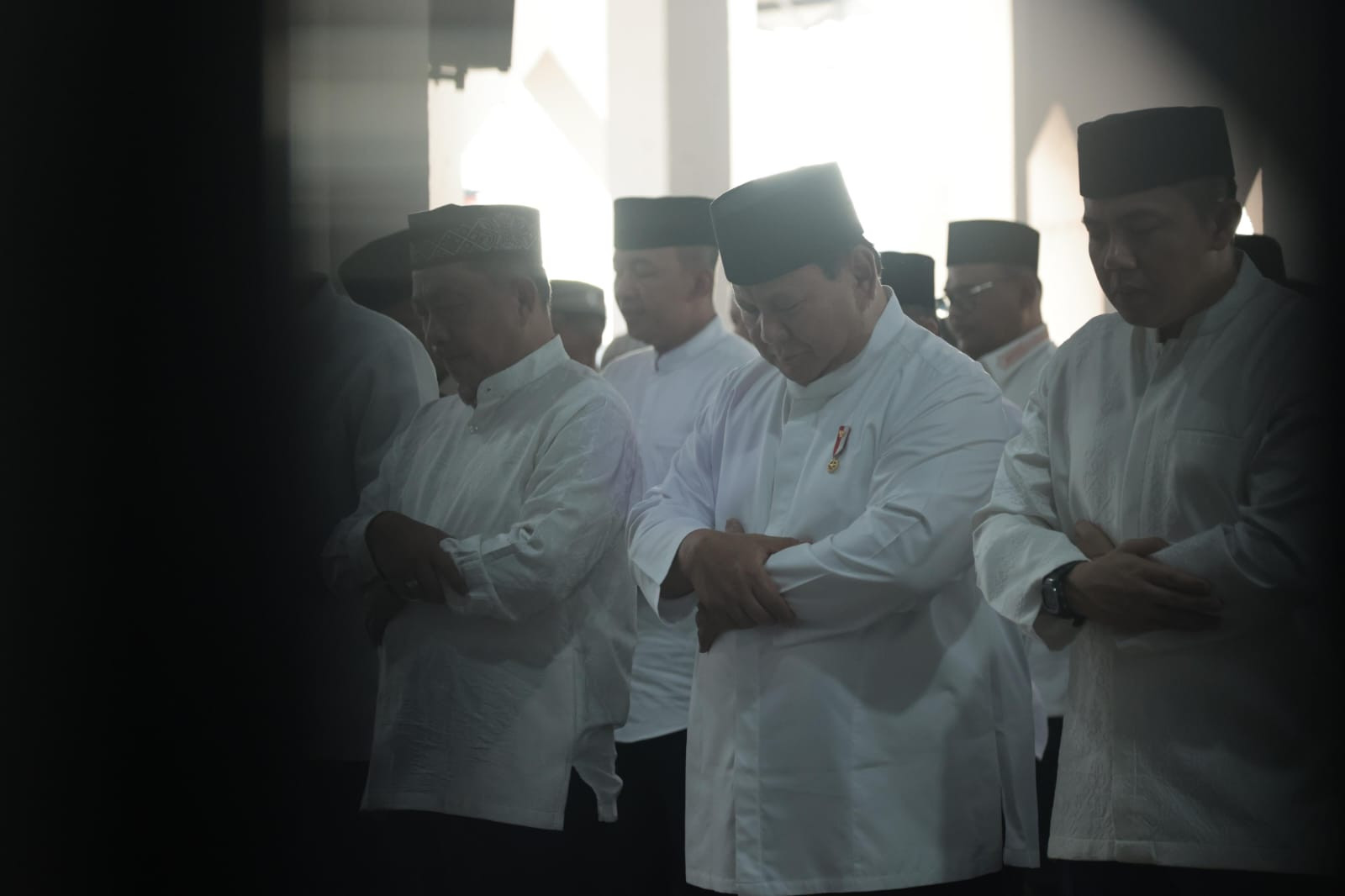 Prabowo Salat Idul Fitri 1447 H di Aceh Tamiang, Disambut Takbir Ribuan Jemaah