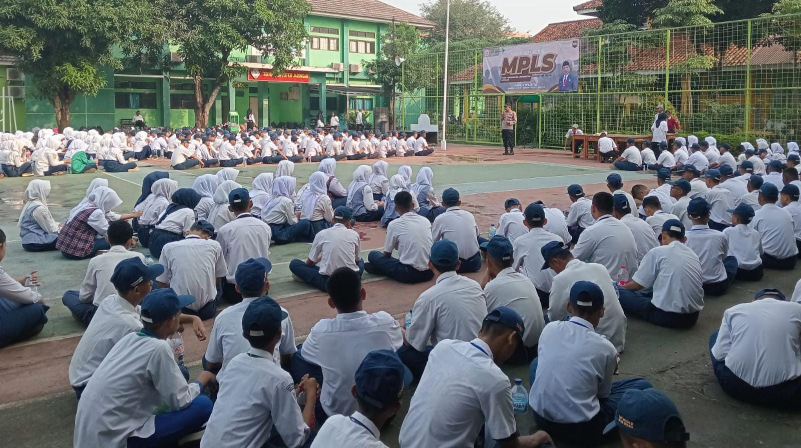 SMKN 2 di Bekali Pemahaman Bahaya Narkoba dan Kenakalan Remaja Dalam Kegiatan Polsek Bantargebang