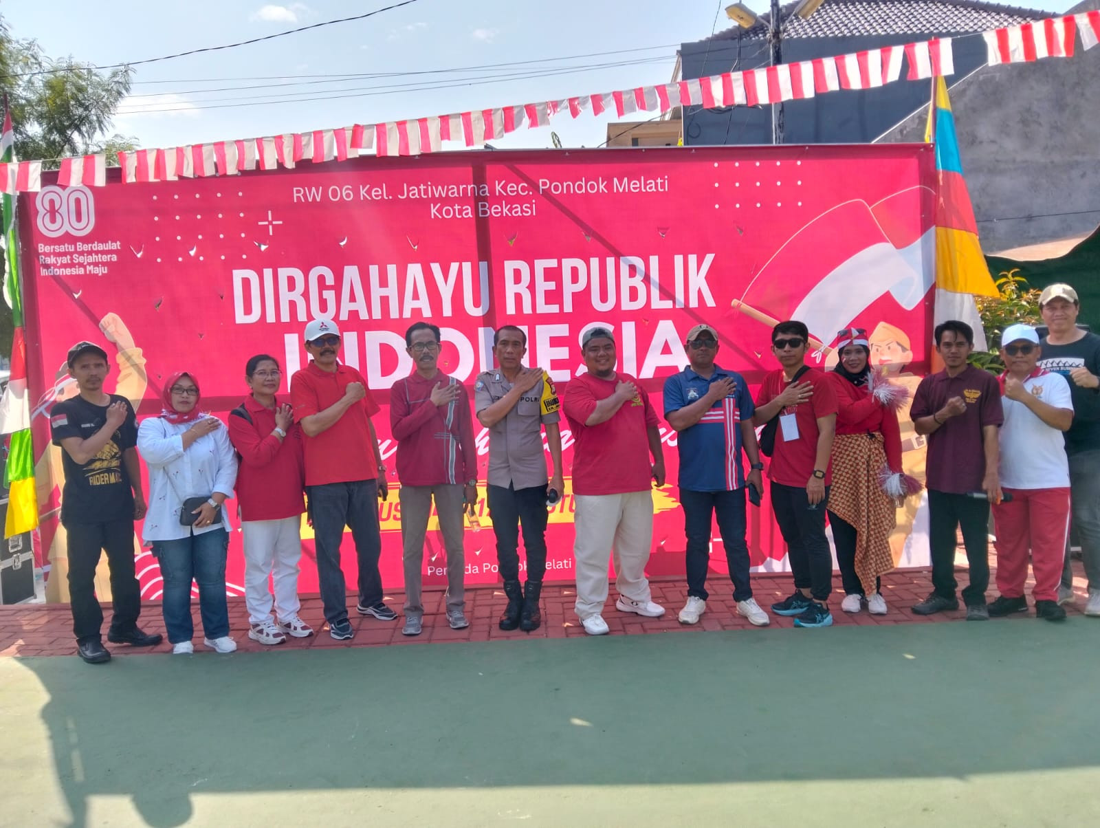 Sambut HUT RI ke-80, Warga Perumahan Angkasa Permai Gelar Lomba Gerak Jalan dan Senam Massal