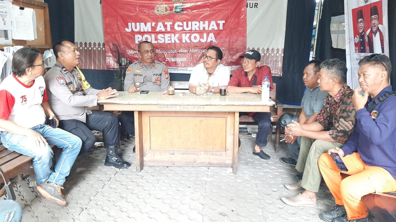 Polsek Koja Gelar Program "Jumat Curhat bersama Warga dan Sambang Wilayah" Jaga Keharmonisan