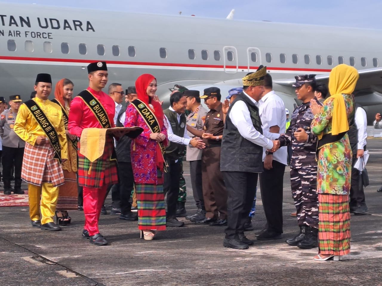Dukung Kesiapsiagaan Hadapi Bencana Karhutla, Danlanal Beserta Prajurit Lanal Dumai Hadiri Apel Kesiapsiagaan Karhutla Nasional