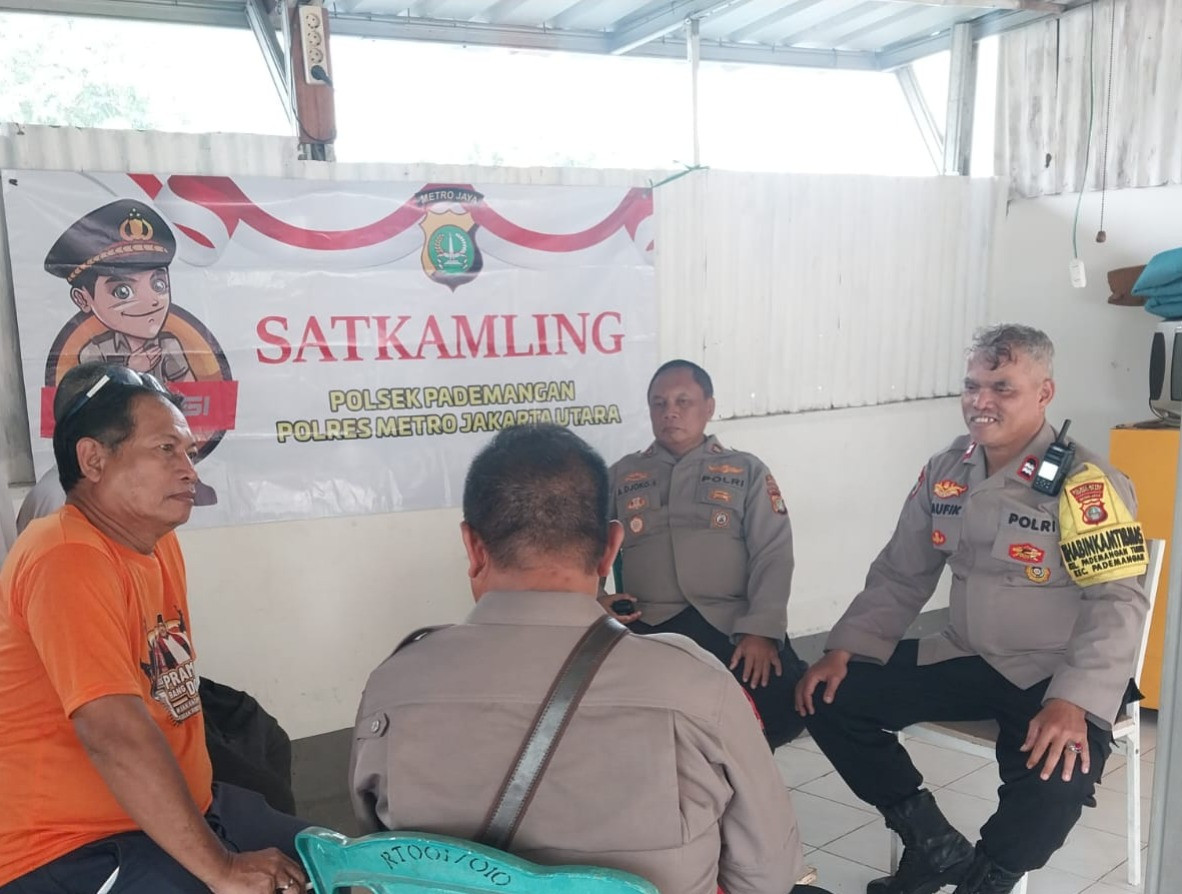 Polsek Pademangan Ajak Warga Perkuat Keamanan Lingkungan Melalui Pos Kamling