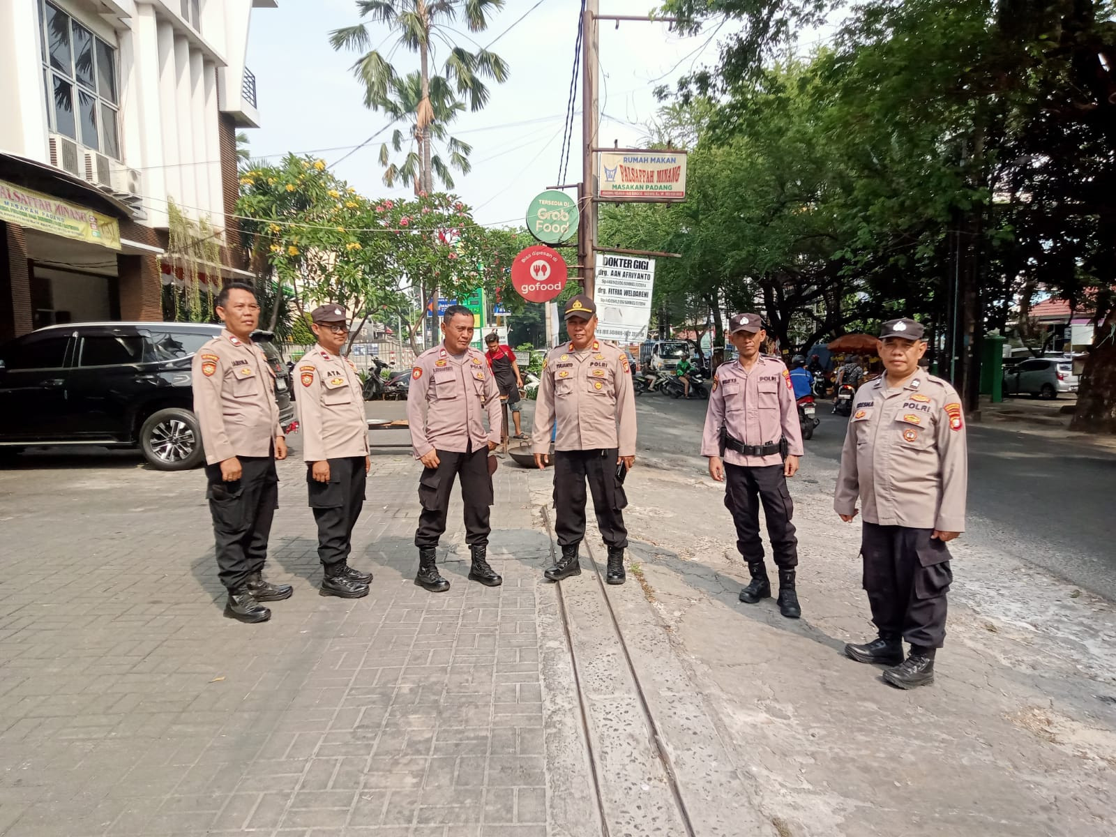 Hadir di Tengah Warga, Polsek Bekasi Selatan Gelar Patroli Skala Sedang Jaga Keamanan