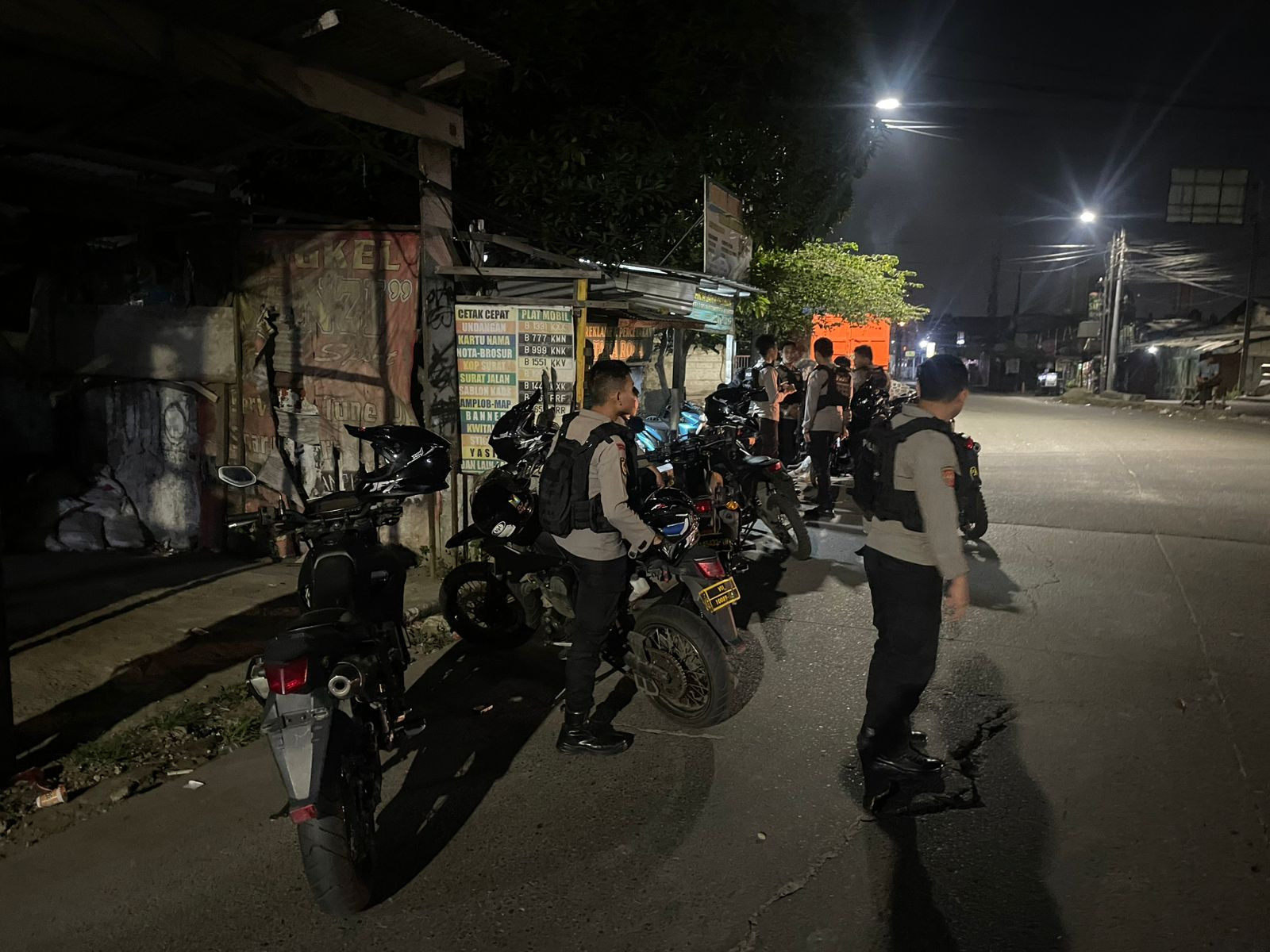 Polres Metro Bekasi Kota Gelar Patroli Skala Besar, Ciptakan Rasa Aman di Tengah Masyarakat