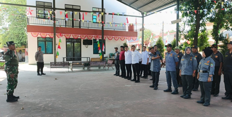 Latih Linmas untuk Lomba 17 Agustus di Kotabaru, Bekasi Barat