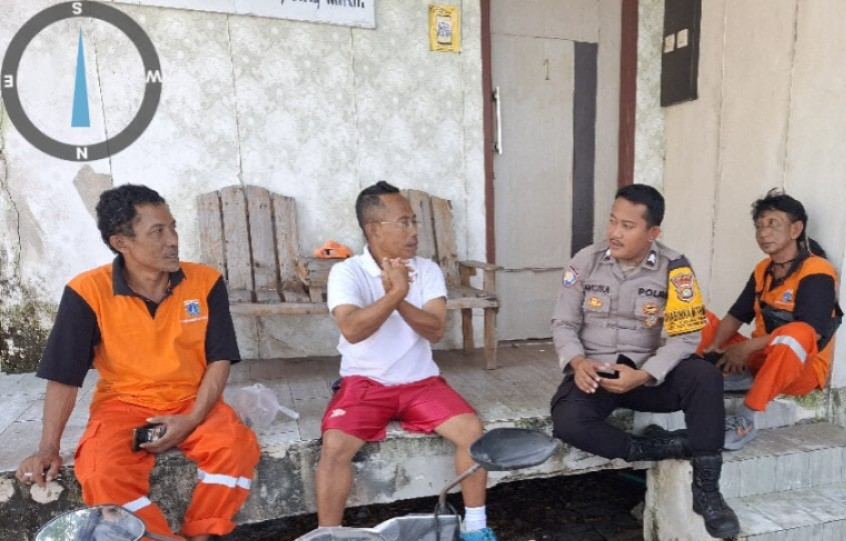Bhabinkamtibmas Pulau Tidung Sambang Warga, Ajak Jaga Keamanan dan Jauhi Miras, Judol, serta Pinjol