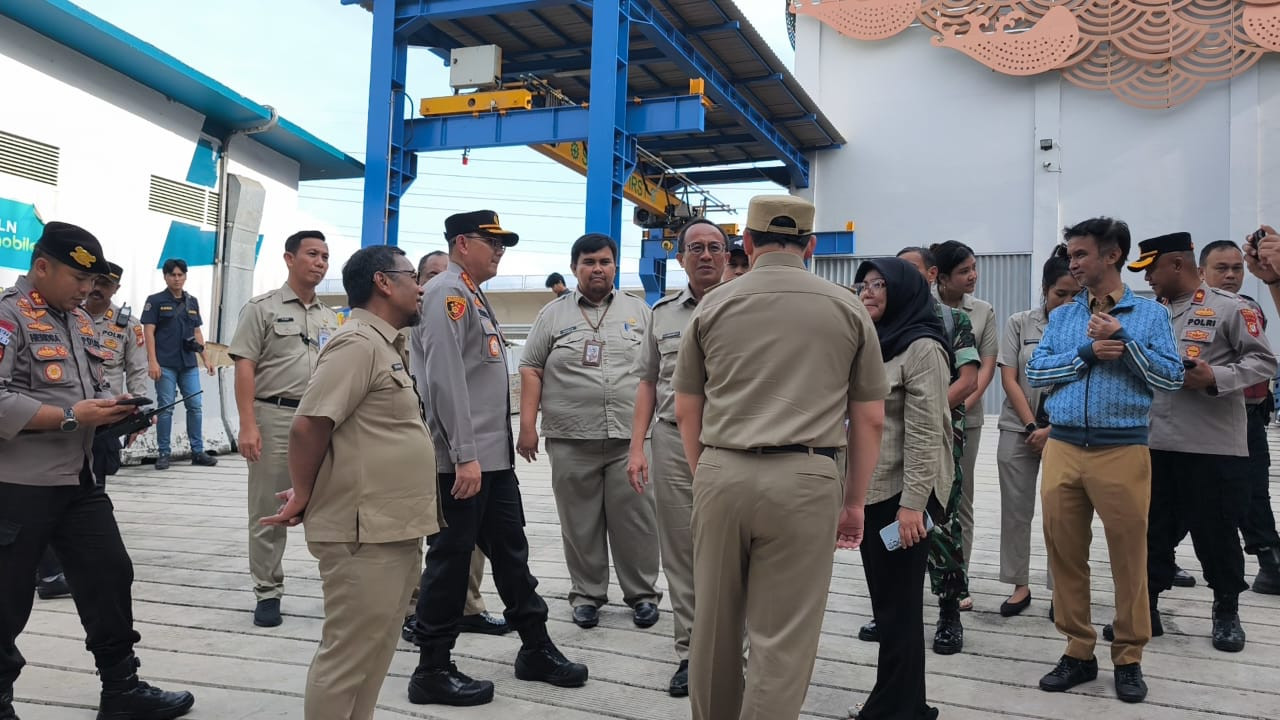 Kapolres dan Wali Kota Jakarta Utara Cek Kesiapan Pompa Ancol Sentiong