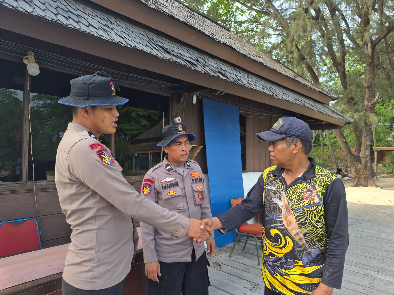 Layanan Polisi 110, Satpolairud Polres Kepulauan Seribu Sambangi Penjaga Pulau dan Perkuat Keamanan Perairan