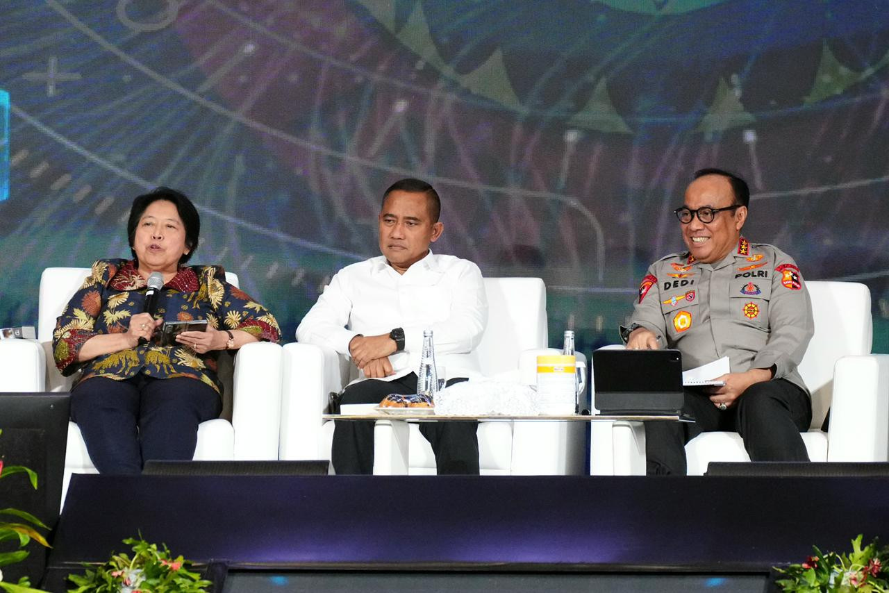 Wakapolri Bedah Buku “Gamifikasi Kekerasan dalam Teror Modern di Era Digital”, Tawarkan Cara Pandang Baru Membaca Ancaman di Era Digital