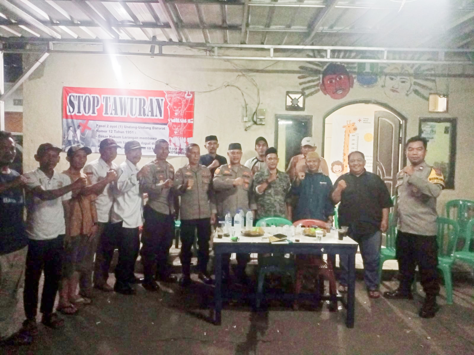 Ngopi Kamtibmas: Membangun Kedekatan Polisi dan Warga RW.01 Kotabaru
