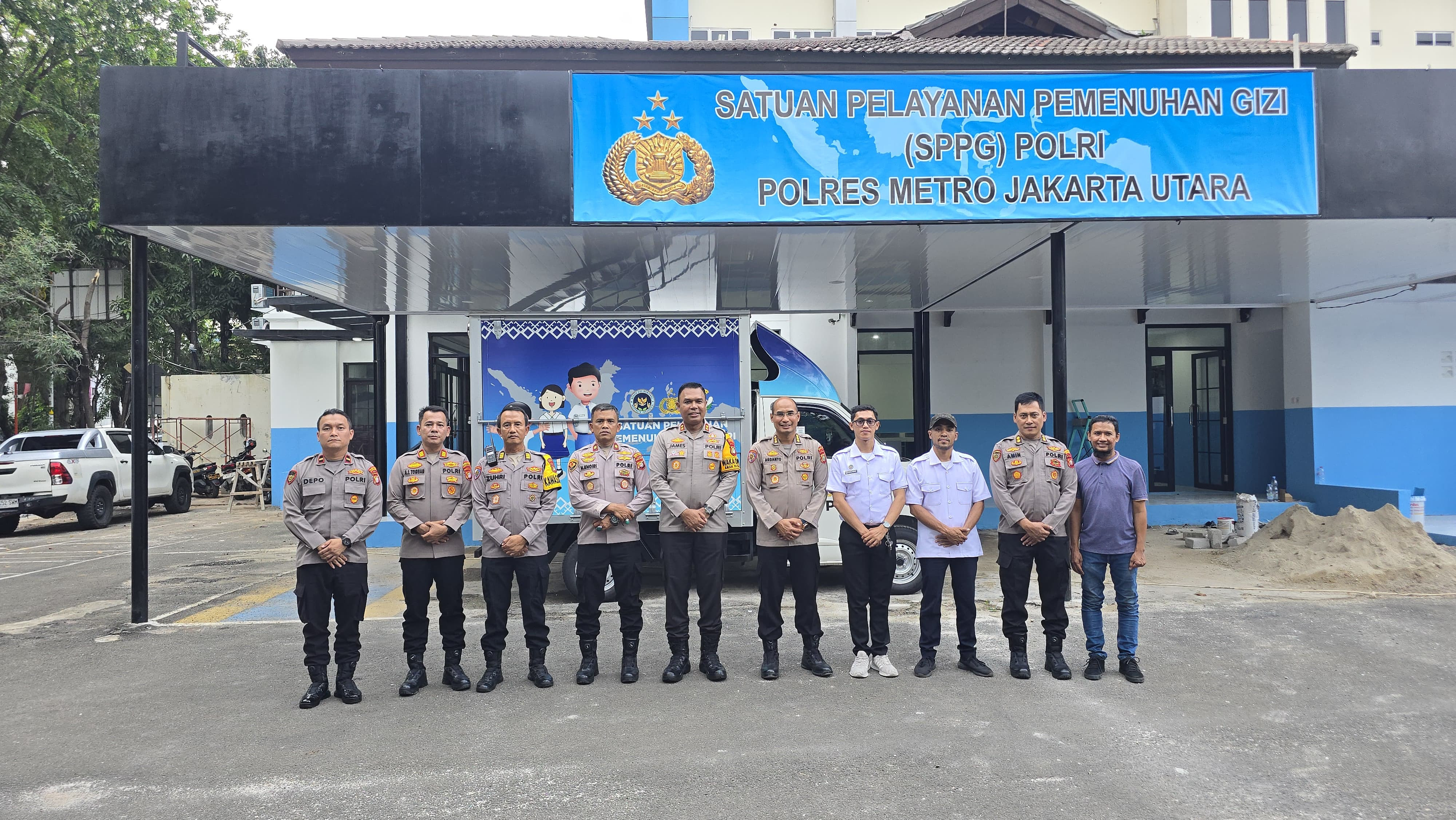 Itwasda PMJ dan Wakapolres Metro Jakarta Utara Tinjau SPPG Pegangsaan Dua Kelapa Gading Jakarta Utara