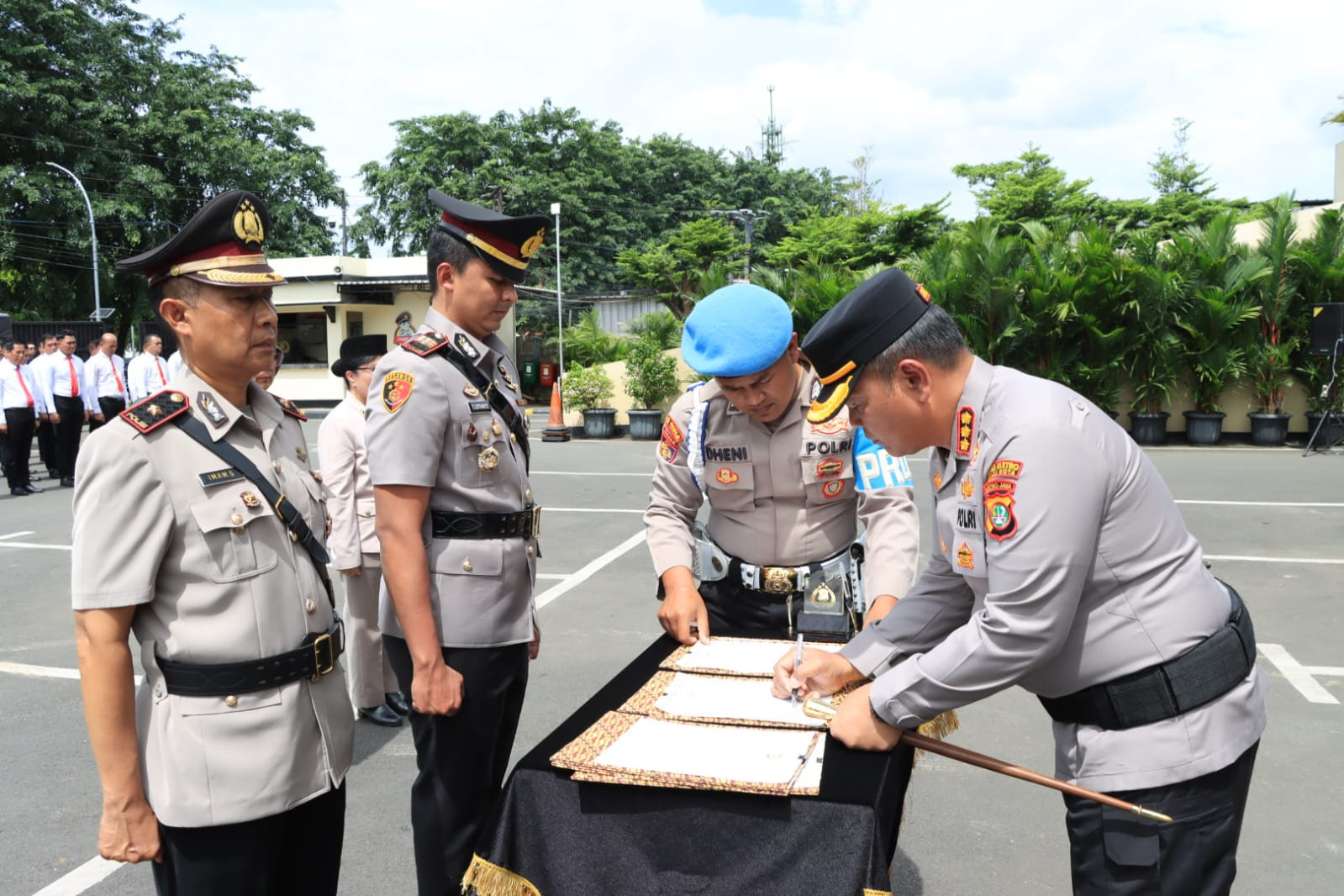 Kapolres Metro Bekasi Kota Pimpin Sertijab, Jabatan Kasat Reskrim Hingga Kapolsek Resmi Berganti