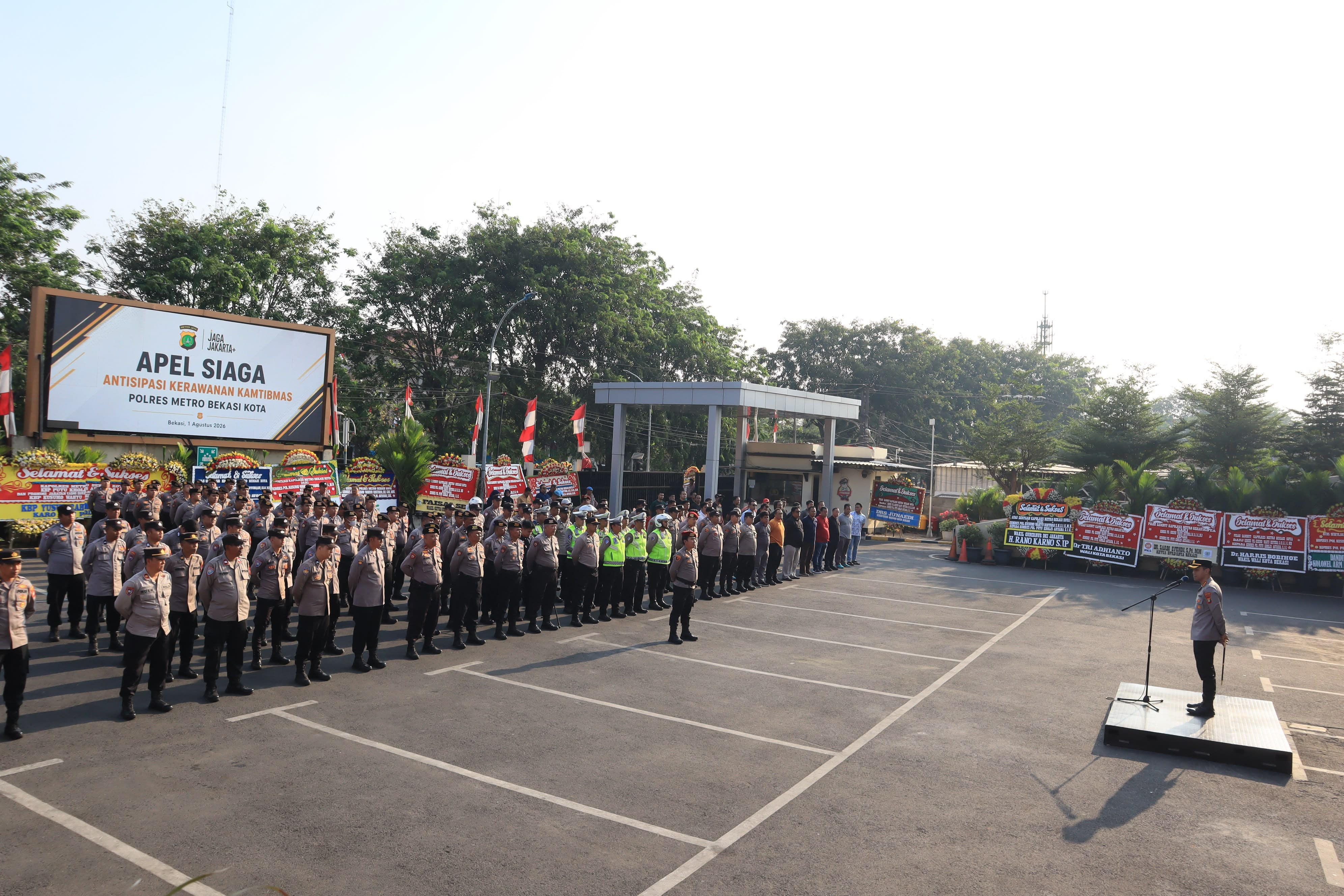 Polres Metro Bekasi Kota Gelar Apel Siaga Kamtibmas, Perkuat Pengamanan Akhir Pekan dan Dukung Kelancaran Agenda Nasional