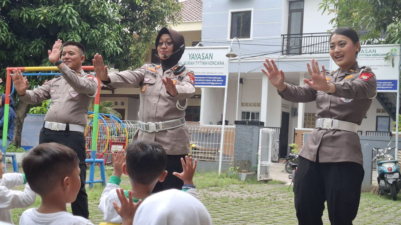 Polisi Sahabat Anak: Edukasi Lalu Lintas untuk Generasi Muda di Bekasi