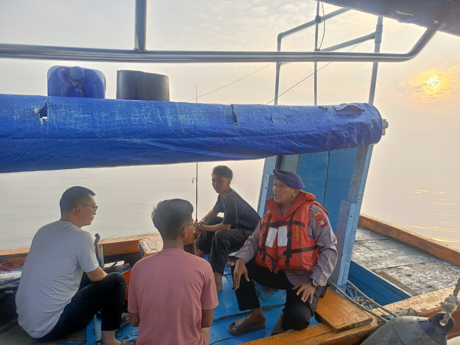 Satpolairud Polres Kepulauan Seribu Patroli Dialogis, Antisipasi Perompakan dan Himbau Keselamatan Laut