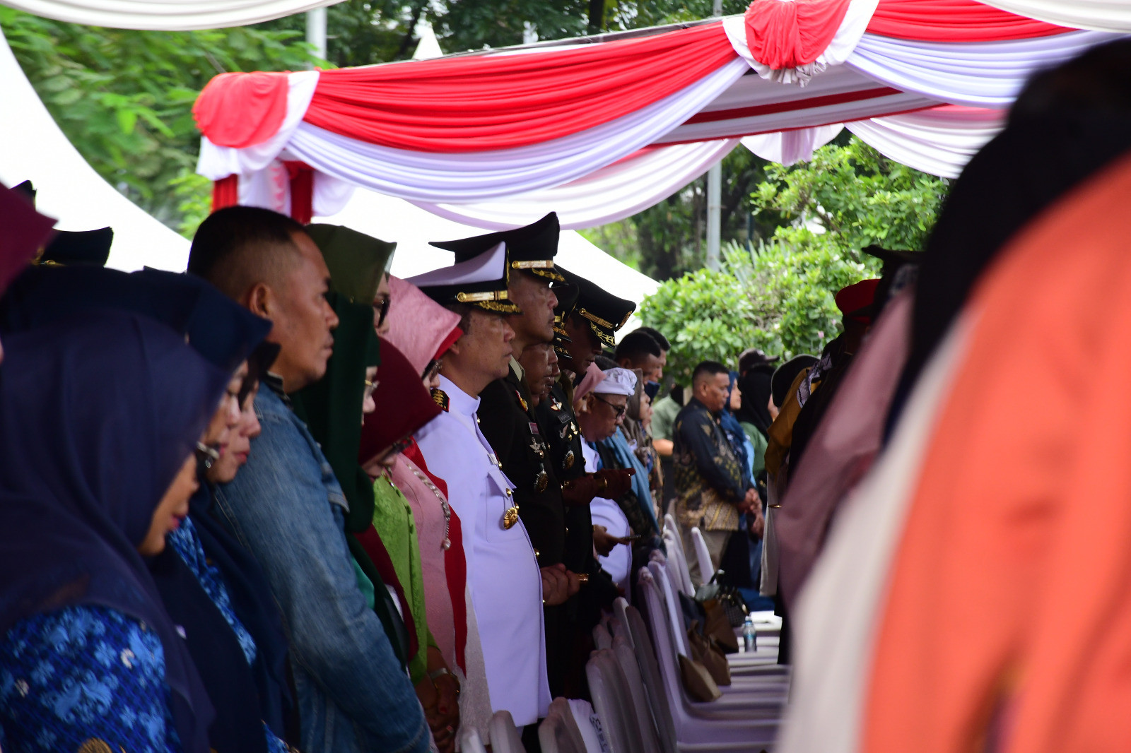Komandan Beserta Prajurit Lanal Bandung Ikuti Upacara Hari Kebangkitan Nasional Tingkat Provinsi Jawa Barat di Gasibu Bandung