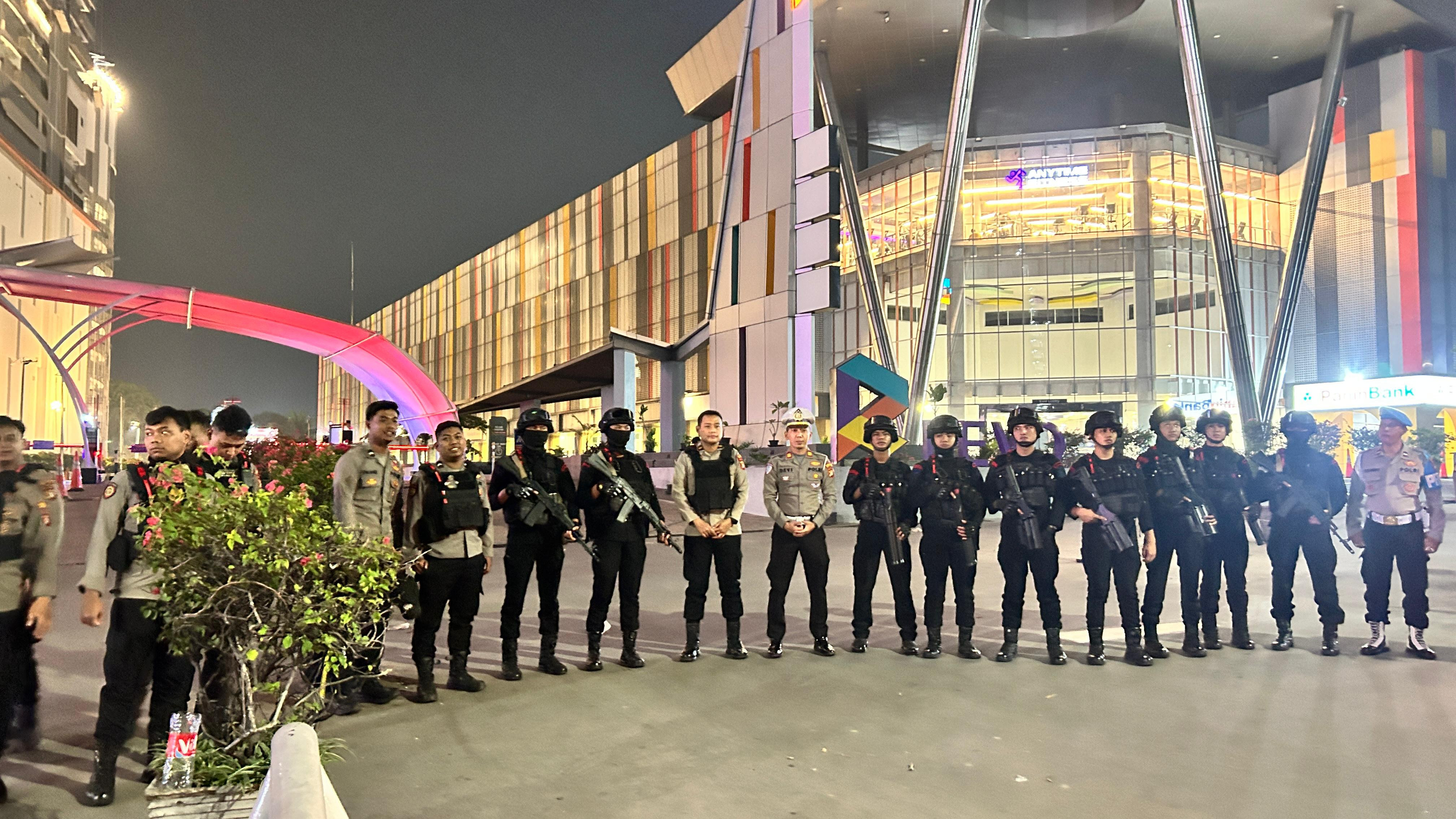 Cegah Kejahatan Malam Hari, Polres Metro Bekasi Kota Gelar Patroli Skala Sedang