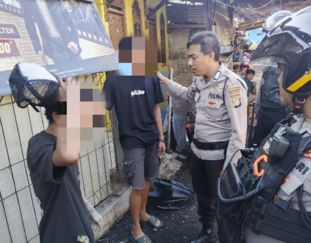TP3 Polres Metro Jakarta Utara Tangkap Tiga Pemuda Bawa Tramadol di Cilincing
