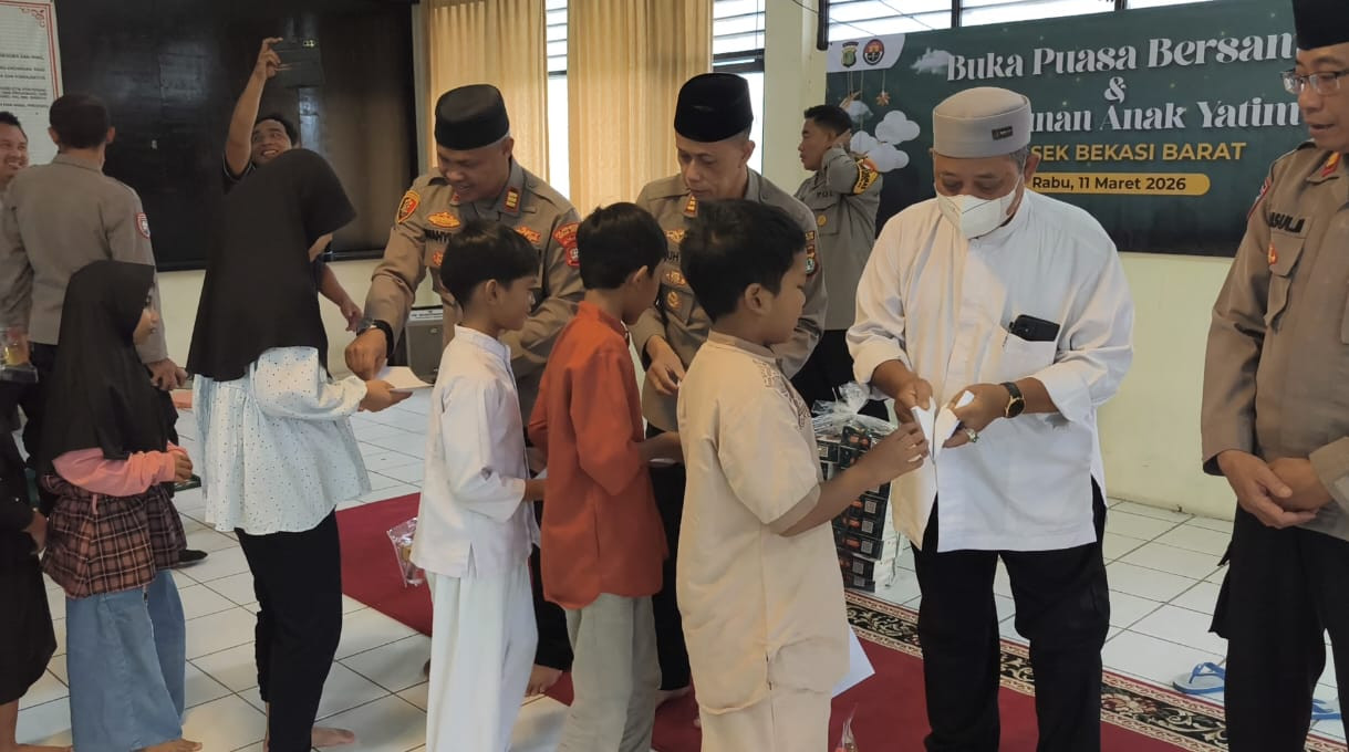 Polsek Bekasi Barat Berbagi: Santunan Anak Yatim dan Buka Puasa Bersama