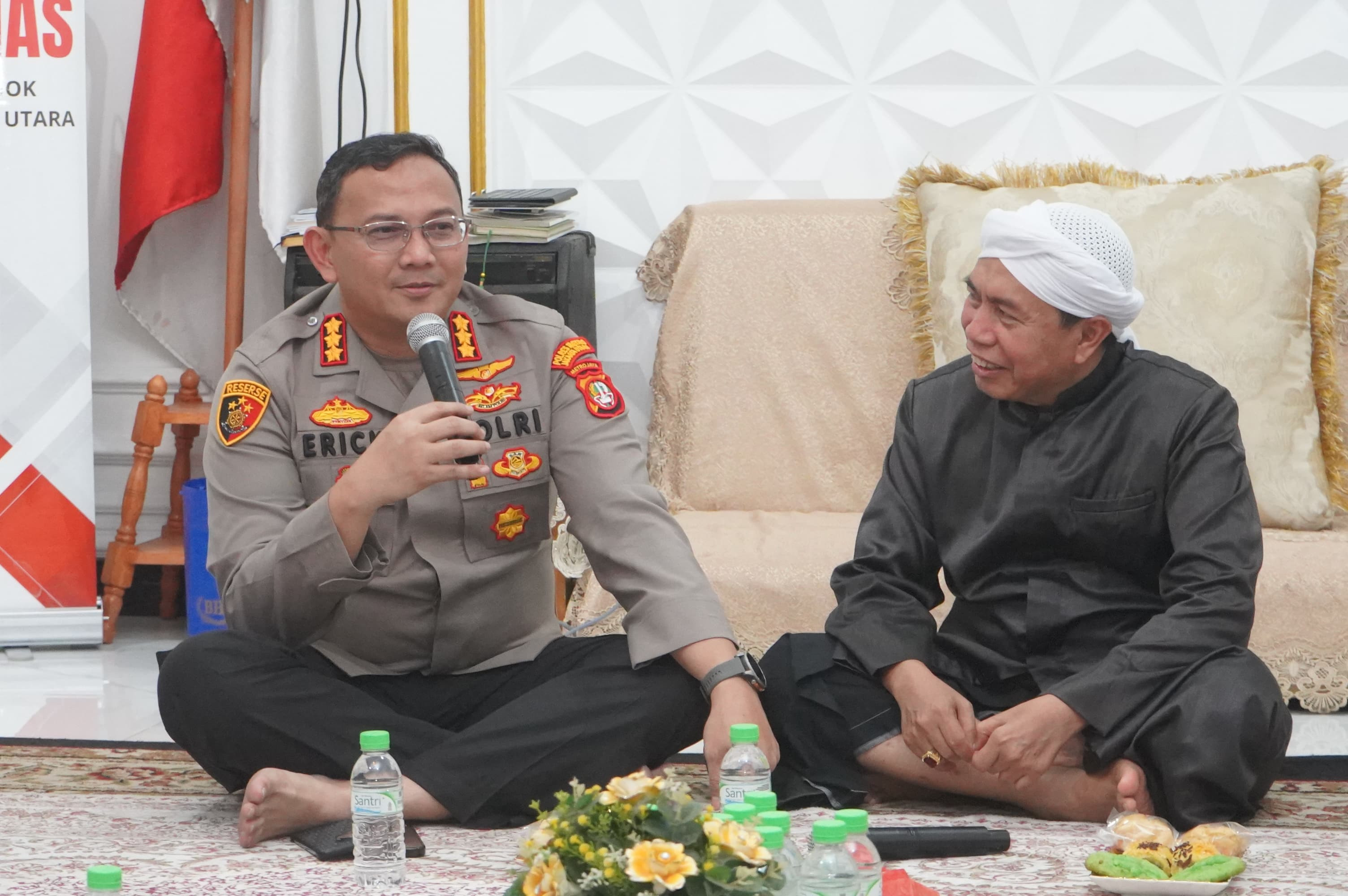 Kapolres Metro Jakarta Utara Bersilaturahmi dengan Tokoh NU, Perkuat Sinergi Polisi dan Ulama