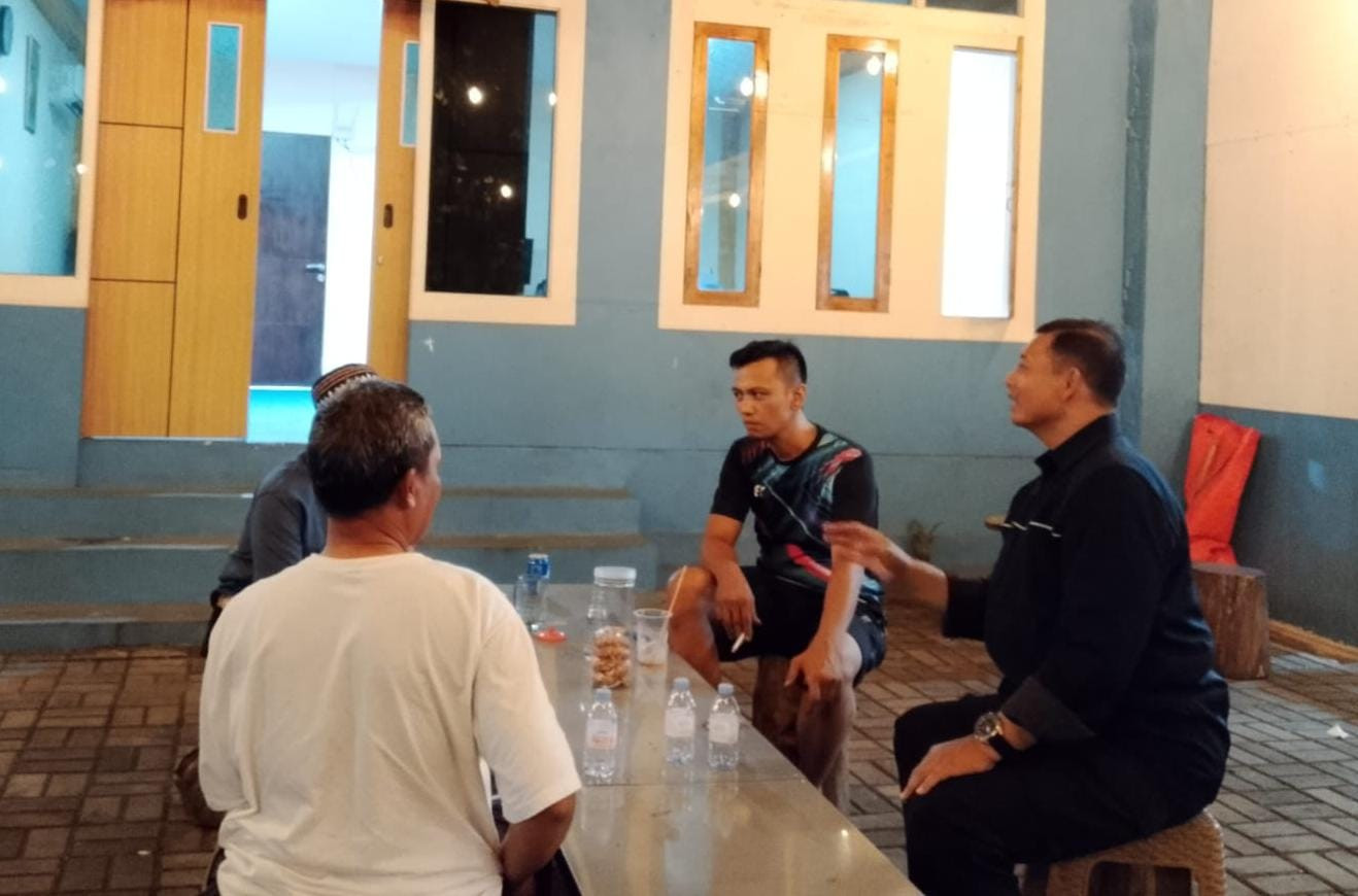 Patroli Bhabinkamtibmas Dalam Rangka Mengantisipasi Gangguan Kamtibmas Kelurahan Mustikasari